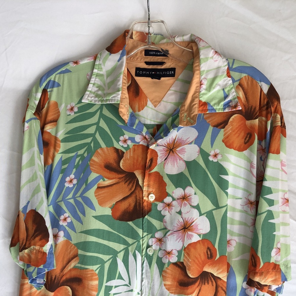 Tommy Hilfiger Shirt Mens Large Multicolor Floral Rayon Hawaiian Vintage - Picture 2 of 9